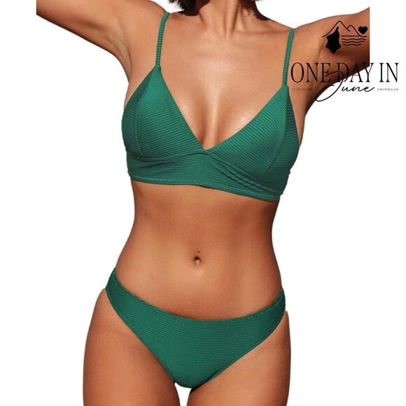 Cupshe V Neck Ribbed One Piece Swimsuit Size M - Picture 1 of 7